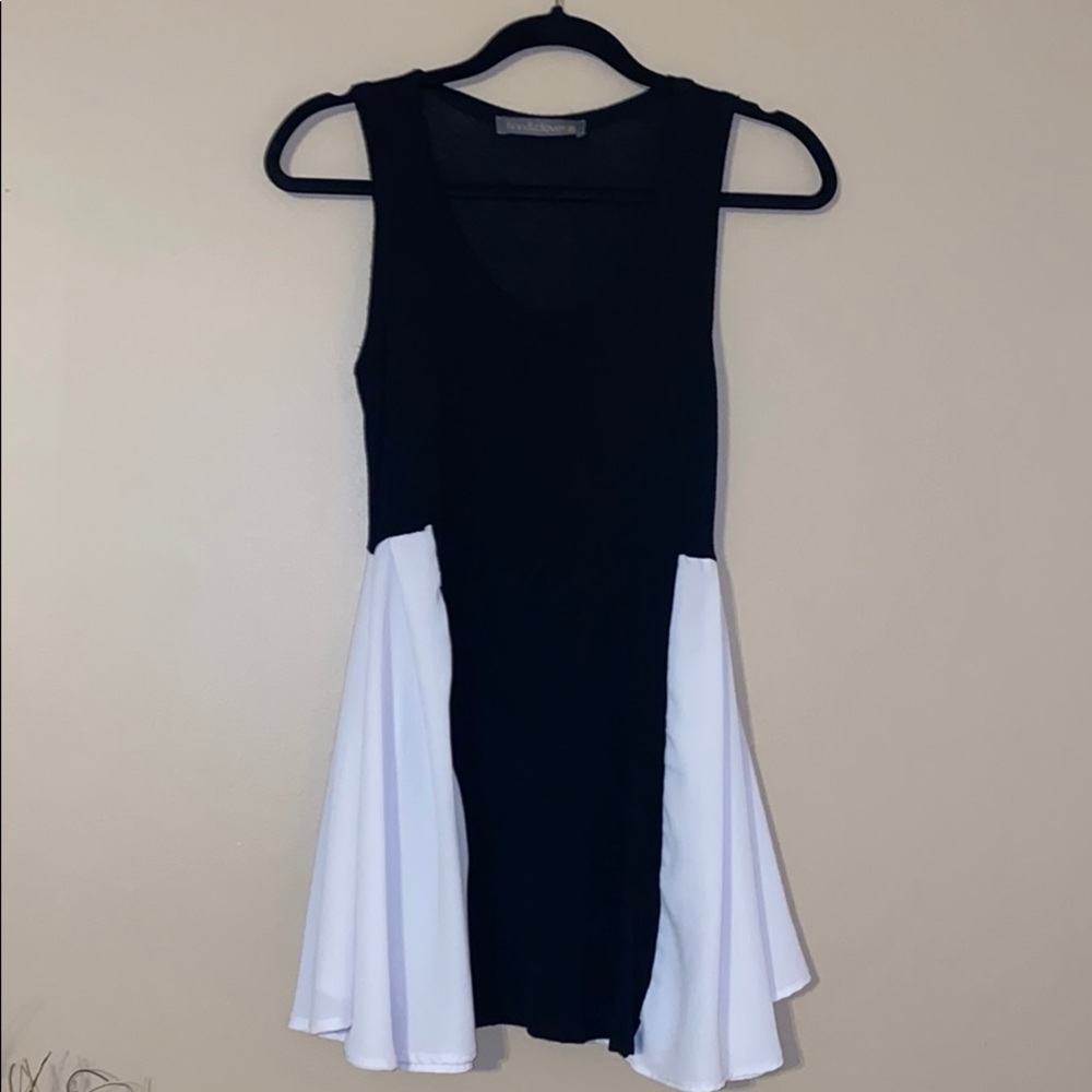 Finn & Clover Shirt/Mini Dress Black & White Small